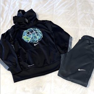 Nike Black Dry-Fit Sweatshirt & Gray Sweatpants.